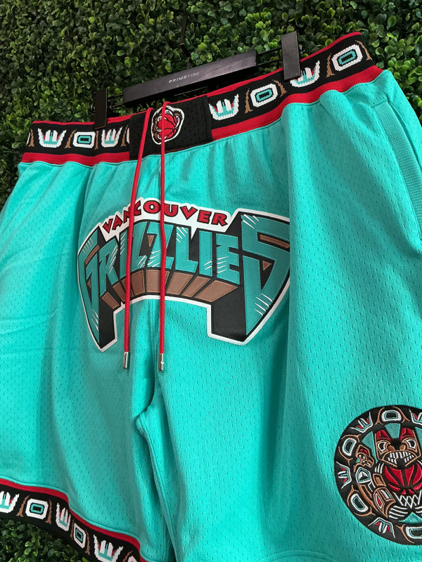 BRAND NEW VANCOUVER GRIZZLIES MITCHELL & NESS x JUST DON SHORTS