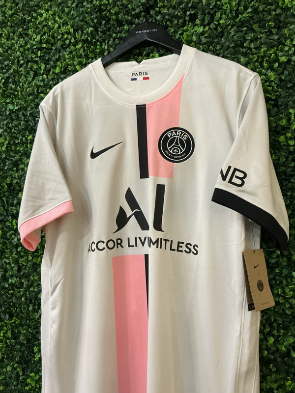 BRAND NEW LIONEL  MESSI NIKE PSG 2021/22 AWAY KIT