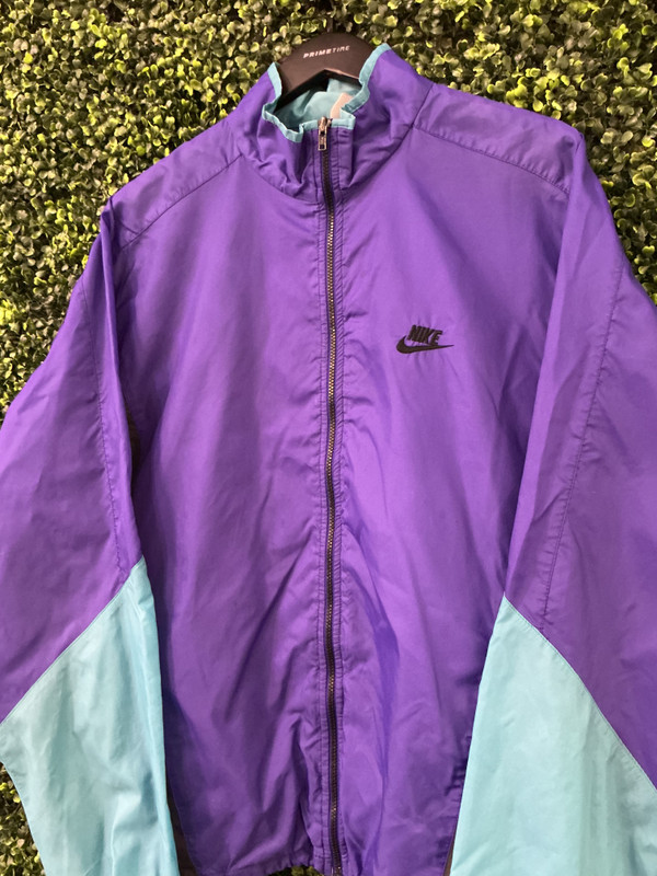 VINTAGE NIKE PURPLE /BLK/AQUA WINBREAKER