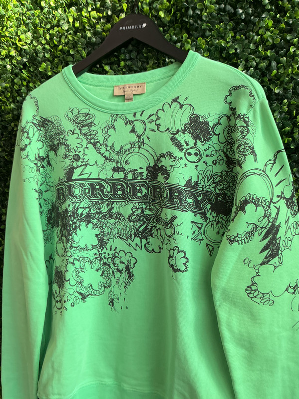 BURBERRY DOODLE PRINT CREWNECK