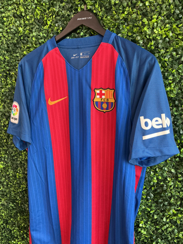 BARCELONA 2016-17 NIKE HOME KIT