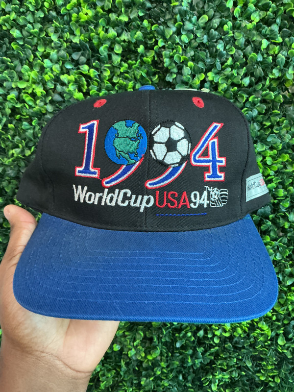 VINTAGE 1994 WORLD CUP SNAPBACK