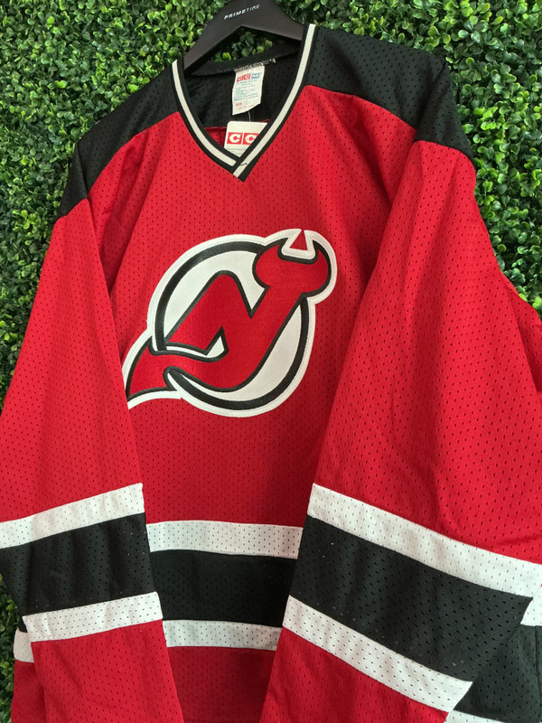 DEADSTOCK VINTAGE NJ DEVILS CCM JERSEY