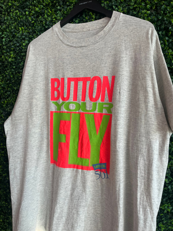 VINTAGE LEVI'S 501 BUTTON YOUR FLY TEE