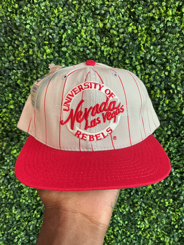 DEADSTOCK VINTAGE UNLV THE GAME GREY SNAPBACK
