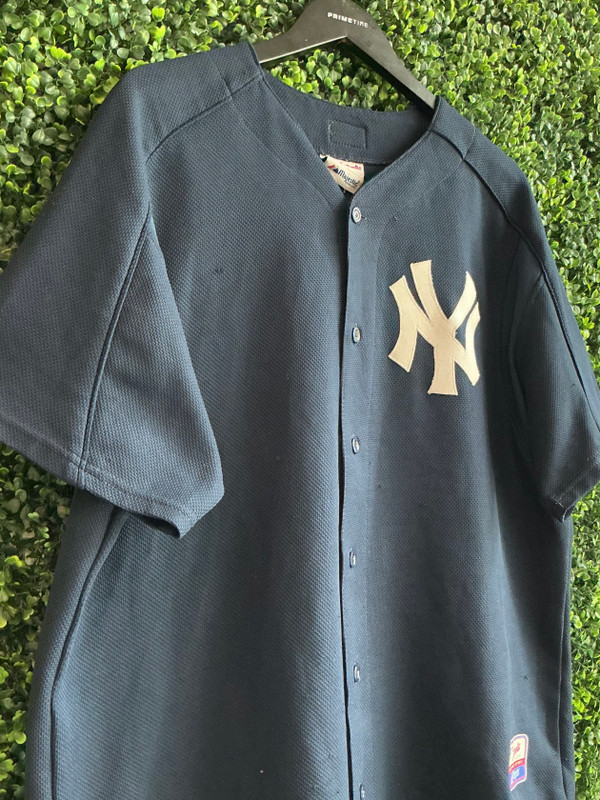 VINTAGE NEW YORK YANKEES BLUE MAJESTIC JERSEY