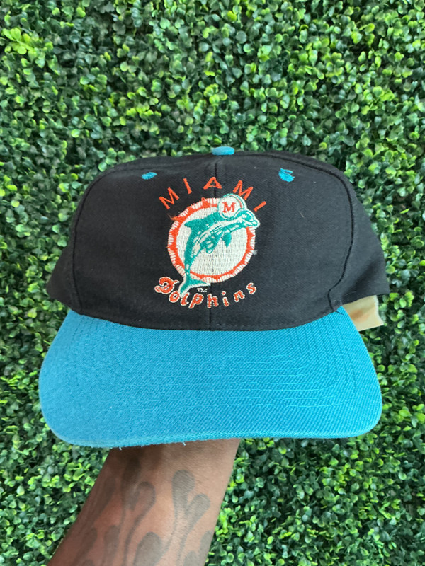 VINTAGE MIAMI DOLPHINS AJD SNAPBACK