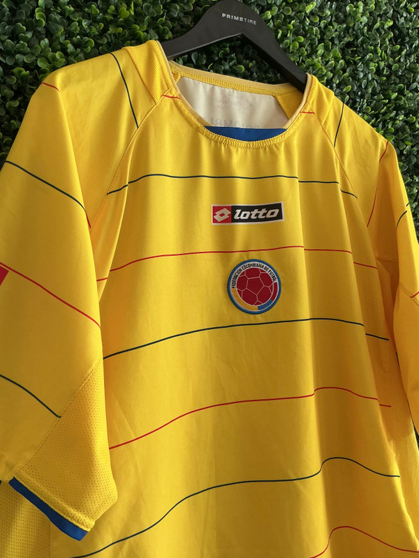 COLOMBIA LOTTO SOCCER KIT