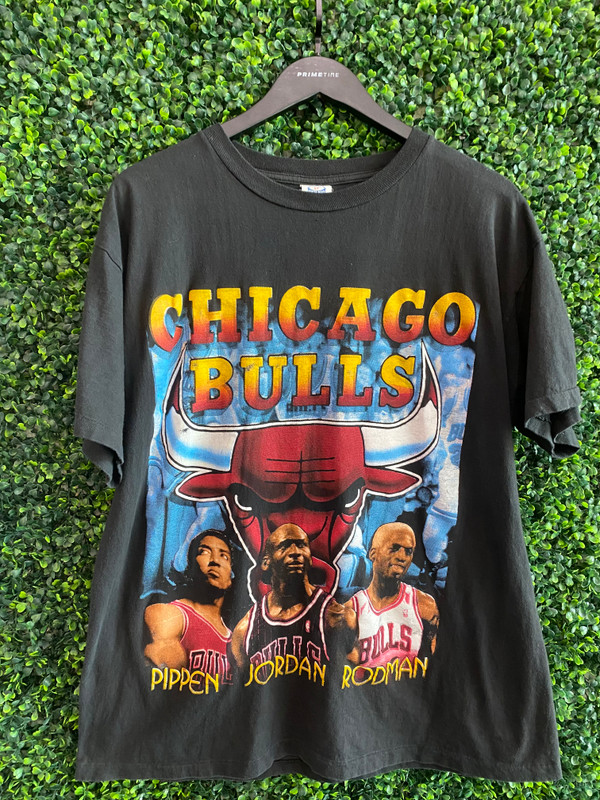 VINTAGE CHICAGO BULLS 1996 CHAMPS TEE