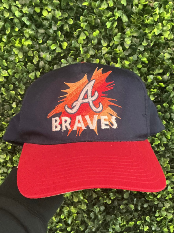 VINTAGE ATLANTA BRAVES FIREWORKS SNAPBACK