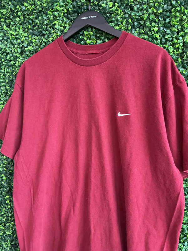 VINTAGE NIKE EMBROIDERED SWOOSH MAROON TEE