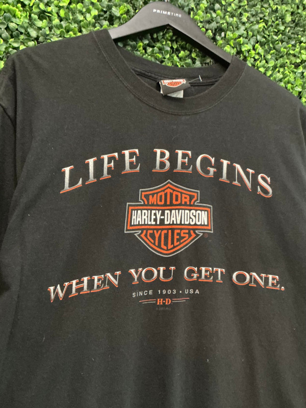 VINTAGE HARLEY DAVIDSON LIFE BEGINS TEE