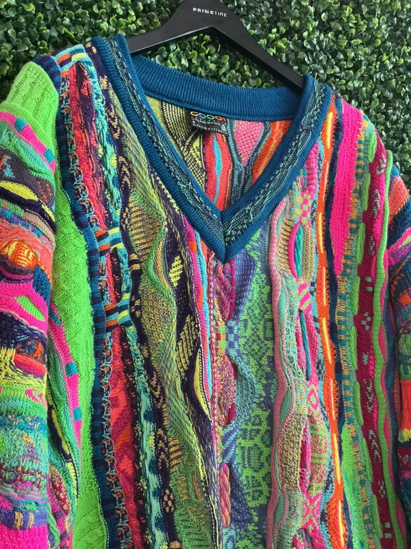 VTG COOGI MULTICOLOR V NECK SWEATER