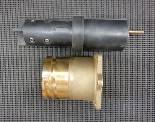 COOPER X8337-11C 65A 600V 4AWG DUST TIGHT QUIK-LOC FEMALE CONNECTOR - NEW IN BOX