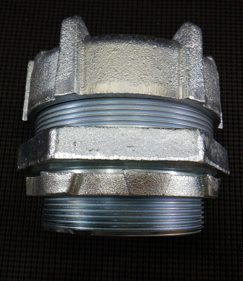 Thomas & Betts 5240 4" Liquidtight Straight Conduit Connector - New In Box