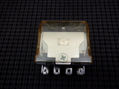Idec RH4B-UDC24V 10A 4PDT 24V DC Coil Power Relay - New No Box