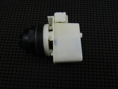 Square D 9001SKP1LGG31 Pilot Light 120VAC 30MM - New In Box