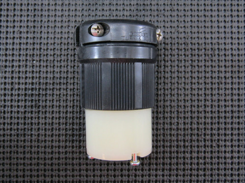 COOPER CWL1120C 3P 3W 20A 250V 3PH B&W H/L CONN RECEPTACLE - NEW IN BOX