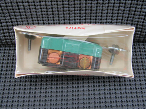 ARROW HART 3993-I 30A 120/277V 3-WAY IVORY TUMBLER SWITCH - FACTORY SEALED