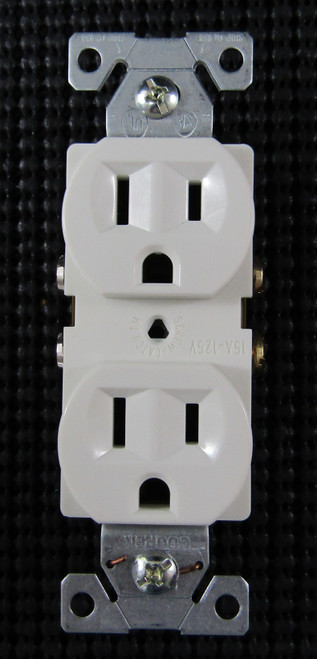 COOPER CR15W 15A 125V 2P 3W WHITE DUPLEX RECEPTACLE - LOT OF 5 / NEW IN BOX