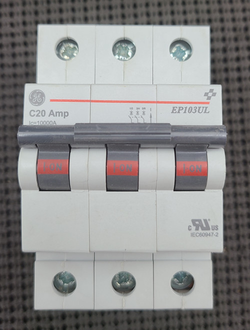 GENERAL ELECTRIC EP103ULC20 3P 20A 120/240V MINI CIRCUIT BREAKER - NEW NO BOX