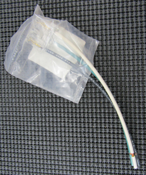HUBBELL SNAP6R2 SNAP-CONNECT 6" CLEAR STRANDED LEADS - LOT OF 5 / NEW NO BOX