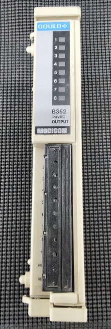 GOULD 352 MODICON AS‑B352‑001 115V OUTPUT MODULE - NEW NO BOX