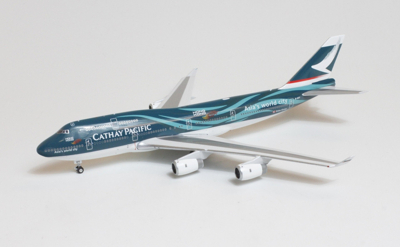 CATHAY PACIFIC B747-400 - 航空機