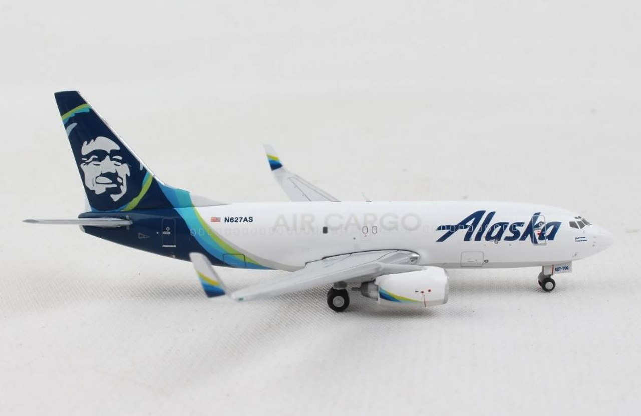 GeminiJets Alaska Air Cargo Boeing 737-700 (BDSF) N627AS 1/400 