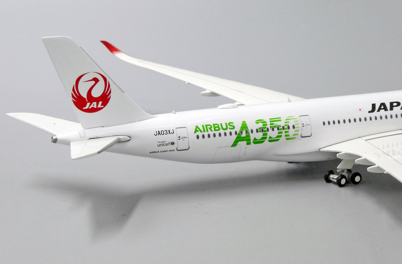 JAL A350-900 エコのグリーン エアバス JA03XJ Phoenix - 航空機