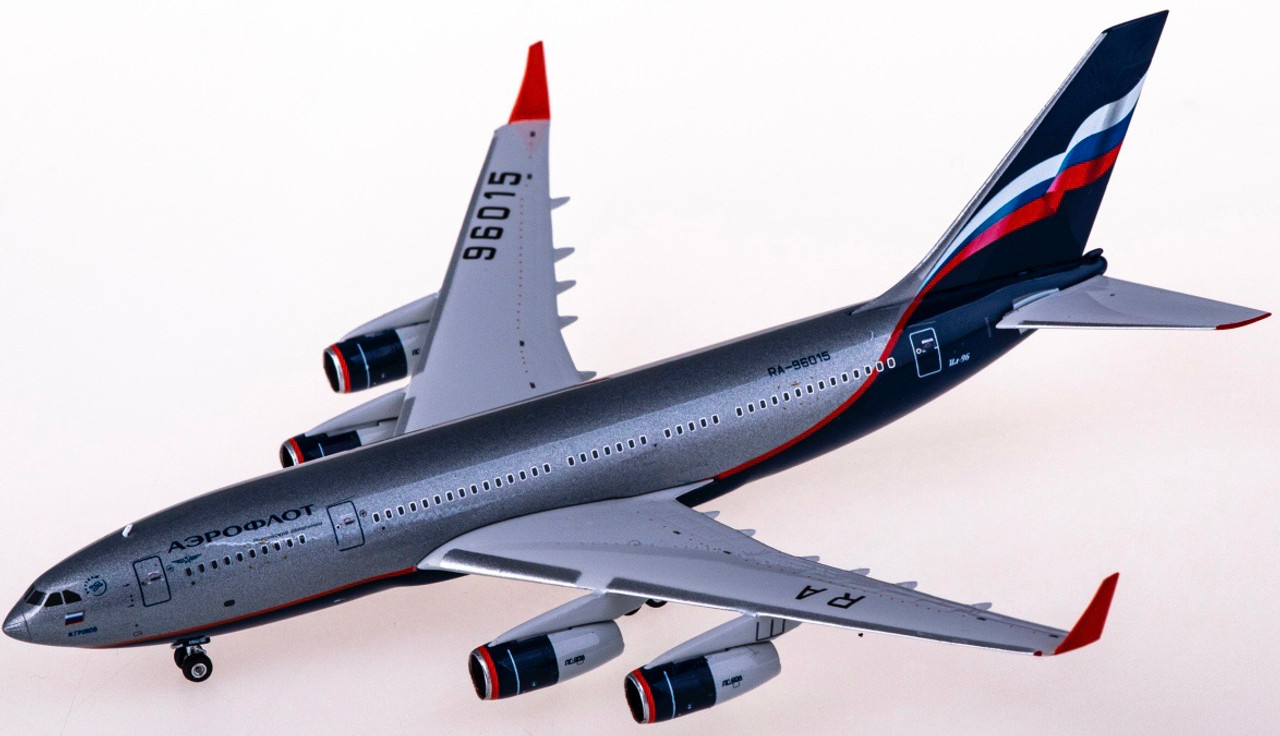 魅力の 激レア！ 1/200 ロシア航空 IL-96-300 [1 新作からSALEアイテム 