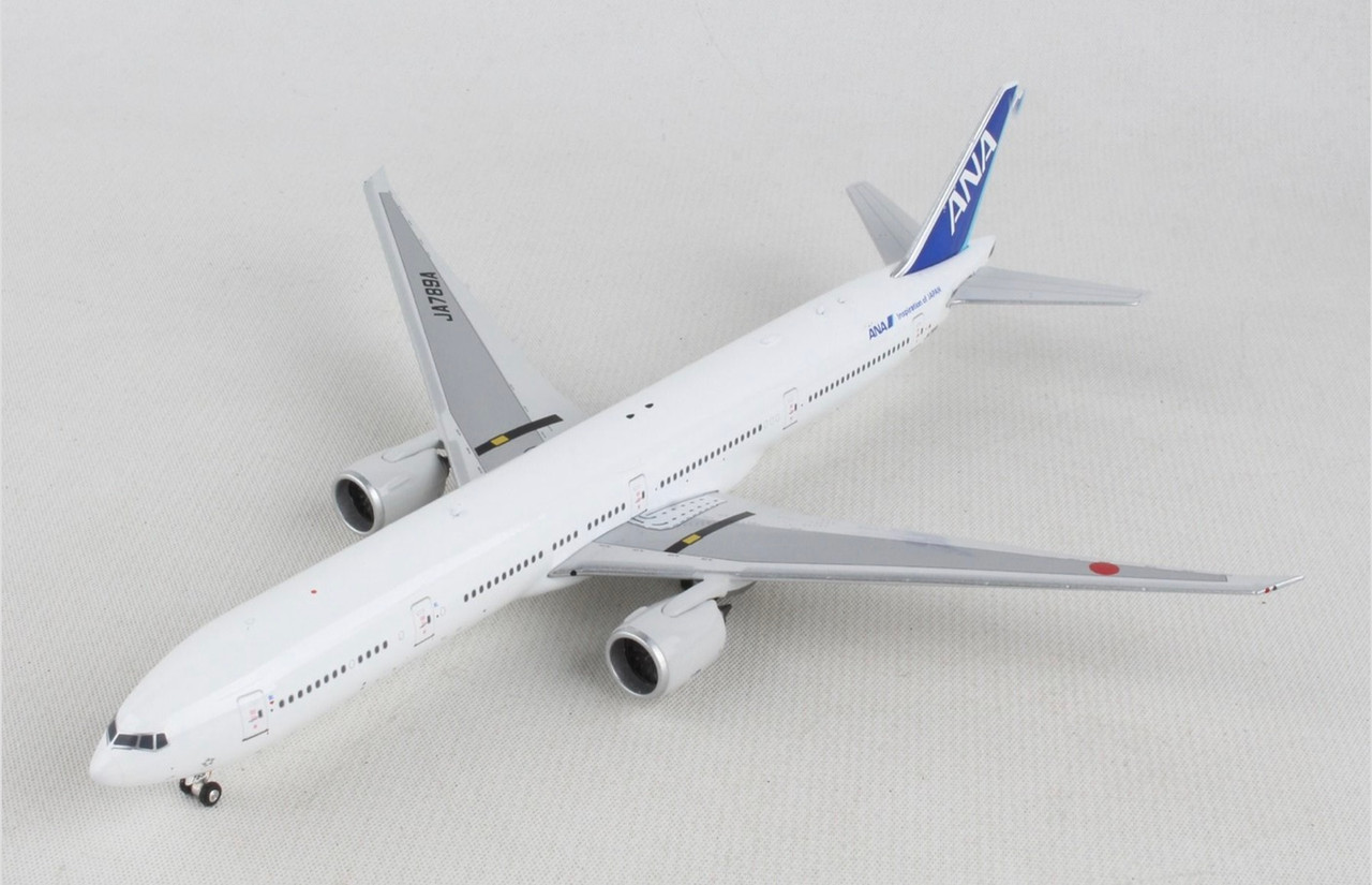 Phoenix ANA Boeing 777-300ER JA789A 1/400 PH4463 - Aircraft Model 