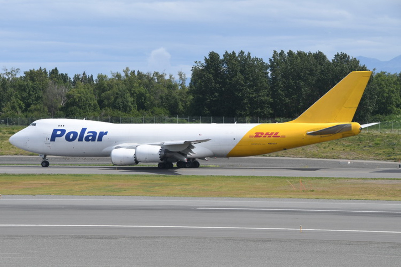 Phoenix DHL Polar Boeing 747-8F N855GT 1/400