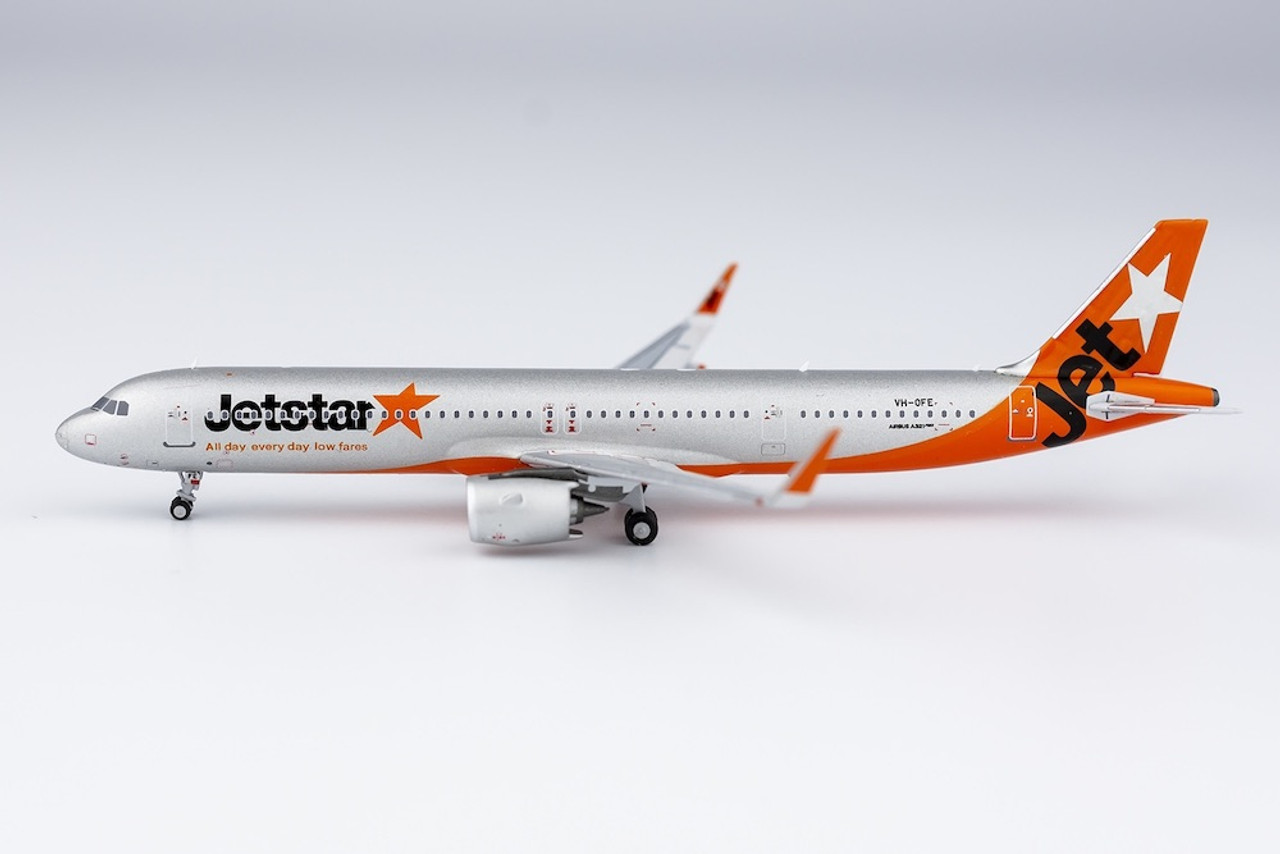 NG Models Jetstar Airways A321neo VH-OFE 1/400 NG13051