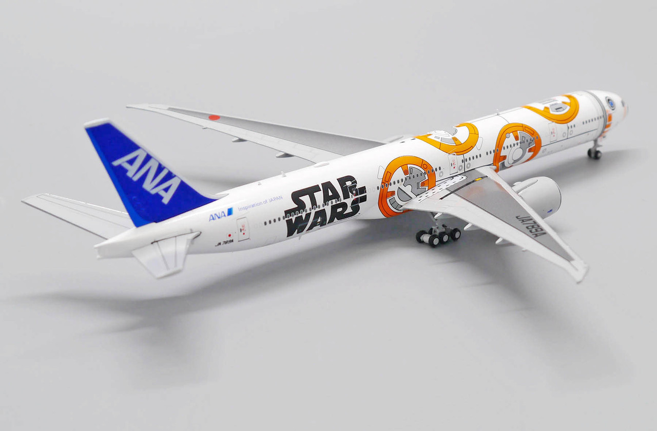 JC Wings Star Wars BB-8 ANA Boeing 777-300ER JA789A 1/400