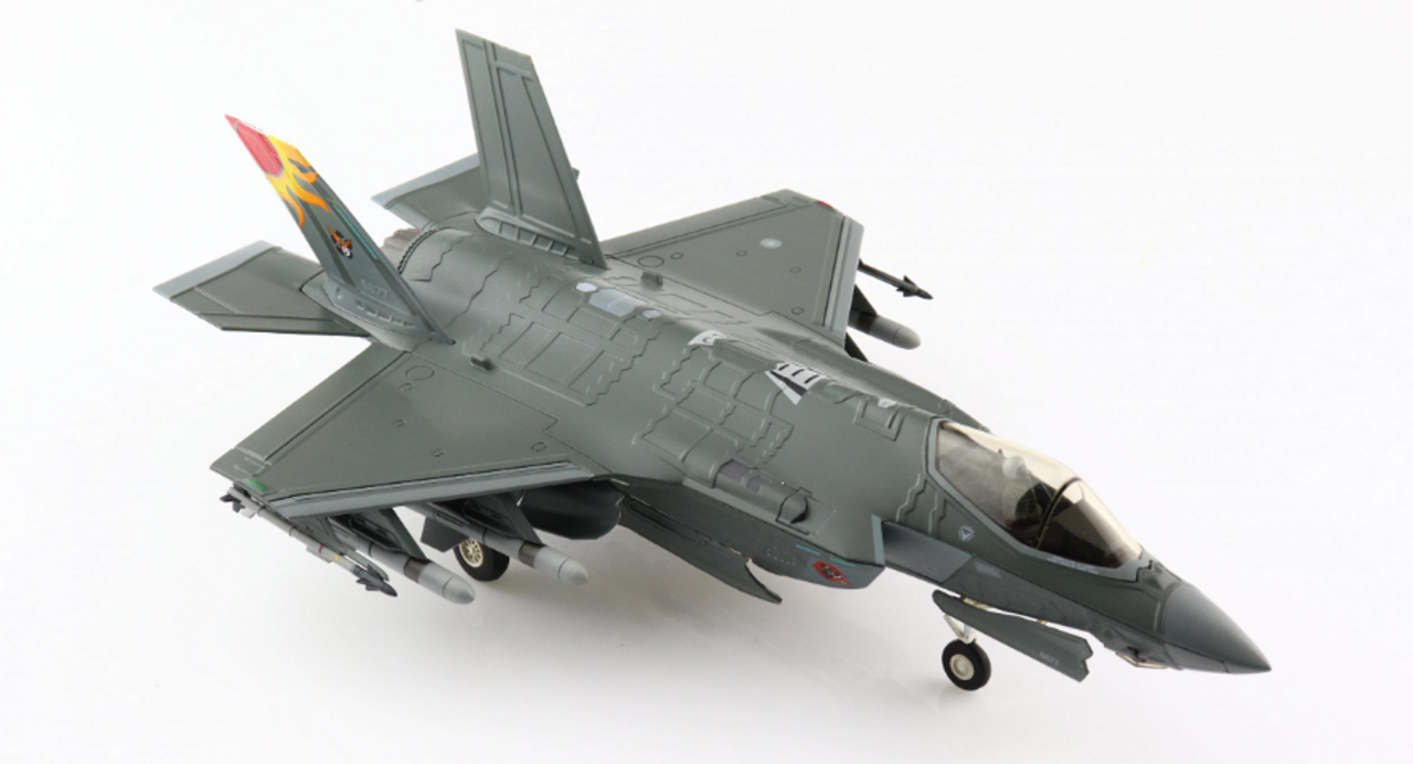 Hobby Master Lockheed F-16AM Solo Display 2015 Blizzard FA-123， Belgium  Air Force 1/72 DIECAST Aircraft Pre-Built Model ❤️売り正規店❤️ 