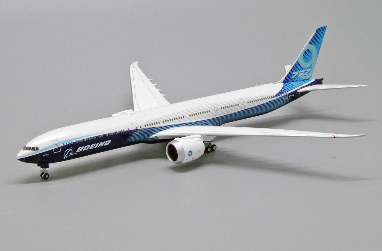 JC Wings Boeing 777-9X N779XX House Colours 1/400 - Aircraft Model Store