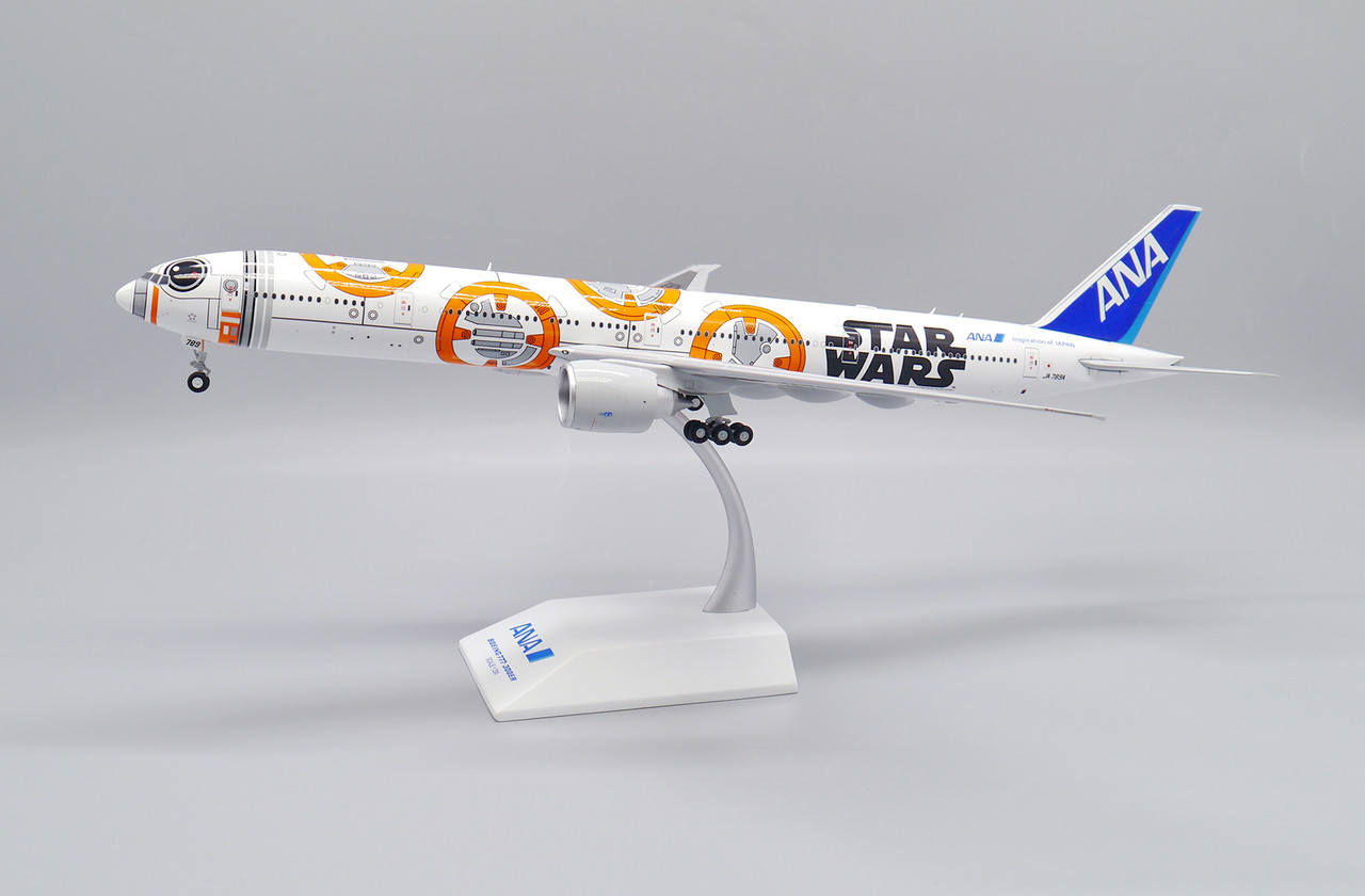 JC Wings ANA Star Wars BB-8 Boeing 777-300ER JA789A