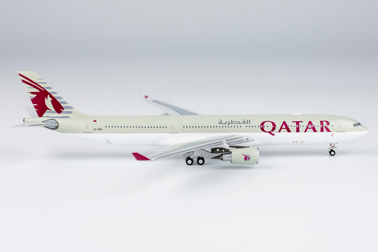 NG Models Qatar Airways Airbus A330-300 A7-AEE 1/400 - Aircraft 