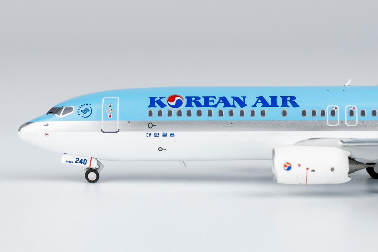 NG Models Korean Air Boeing B737-800/w HL8240 1/400 58149