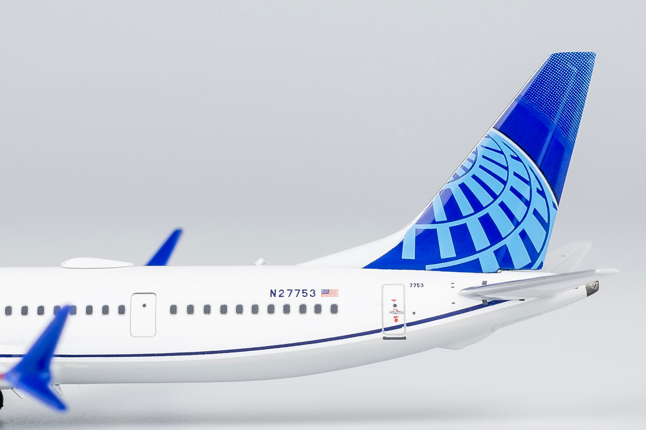 NG Model United Airlines 737 MAX 10 N27753 1/400 90001