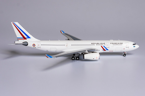 NG Models French Air Force Airbus A330-200 F-UJCS 1/400 NG61028