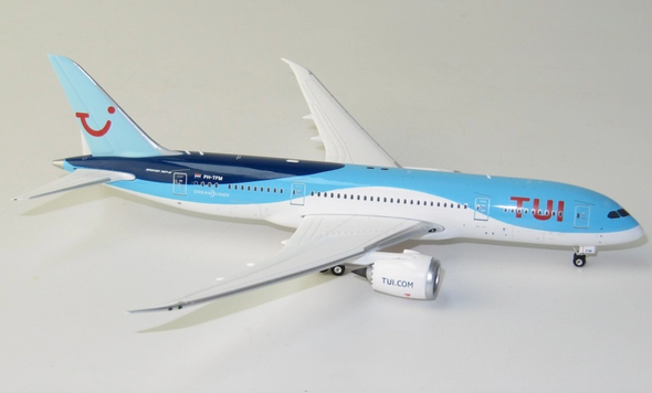 TUI Boeing 737-800 Snap Fit Aircraft Model 1/200 Scale BNIB FREE POST UK