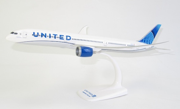 United Boeing 787-10 1/200 Snap Fit models