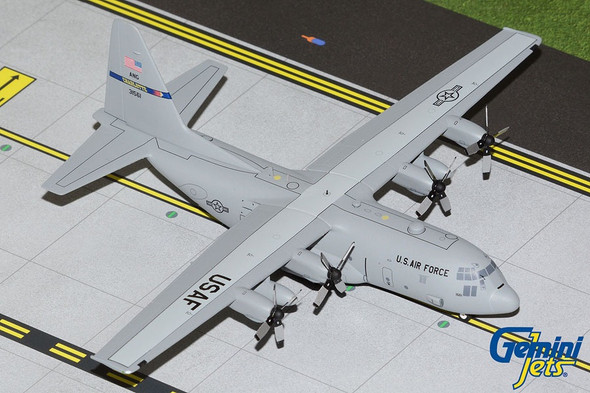 GeminiJets USAF Lockheed C-130H Hercules ‘ North Carolina ANG’ 93-1561 1/200