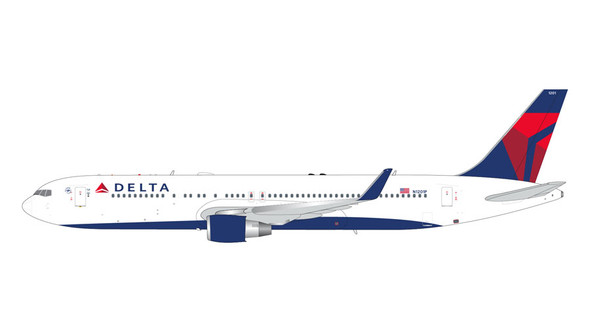 GeminiJets Delta Air Lines Boeing 767-300ER(W) N1201P 1/200 G2DAL1117