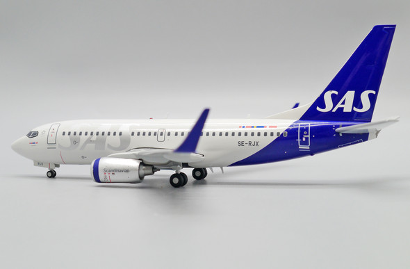 GeminiJets Scandinavian Airlines (SAS) Boeing 737-700W SE