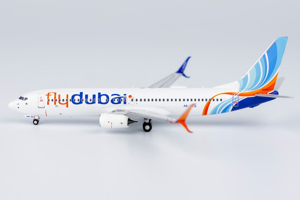 NG Models FlyDubai Boeing 737-800/w A6-FEQ Scimitar Winglets 1/400 NG58151