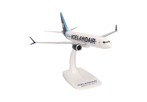 GeminiJets Icelandair Boeing 737 MAX 8 New Livery TF-ICE 1/400