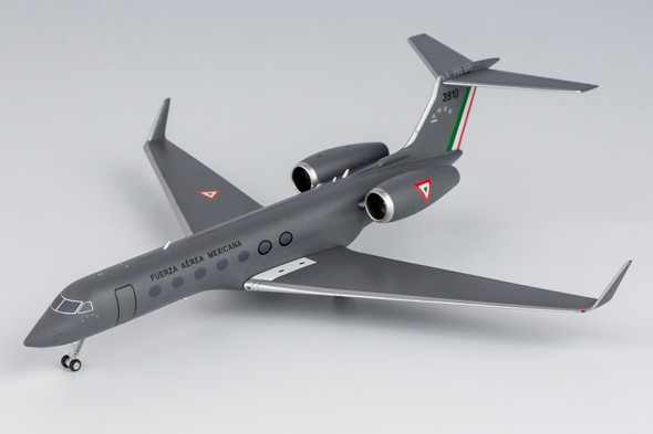 Lionel Messi Private / Gulfstream G-V / LV-IRQ / 75019/ 1:200 – El Aviador  Models